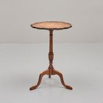 1033 5516 LAMP TABLE